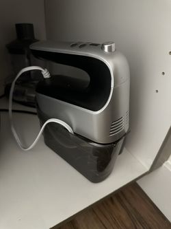 Yomelo 9-Speed Digital Hand Mixer - 400W with Storage Case