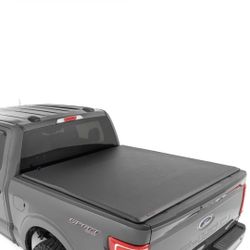 Ford F150 Tunnel Cover 