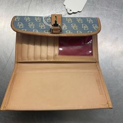 Dooney & Bourke Wallet