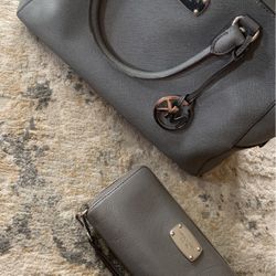 Used Michael Kors Purse And Matching Wallet 