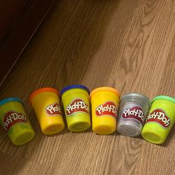 6 Play Doh