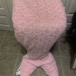 Childrens Pink mermaid tail fin blanket-Boathouse for kids preowned