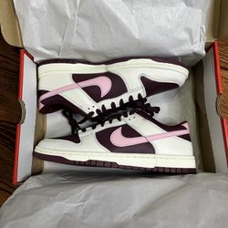 Nike Dunk Low Mens Size 9.5