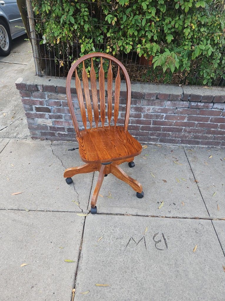 Desk Chair 