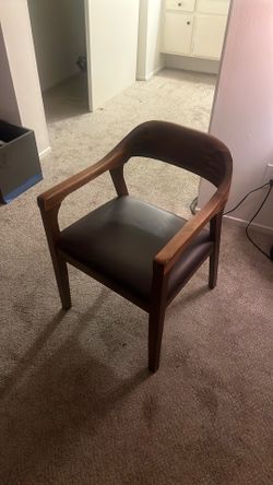 Minimalistic style classic wood finish chair