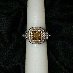 Beautiful! Citrine & Sterling Silver Filled Ring💍😃💎 - Size 8 3/4 $18. OBO