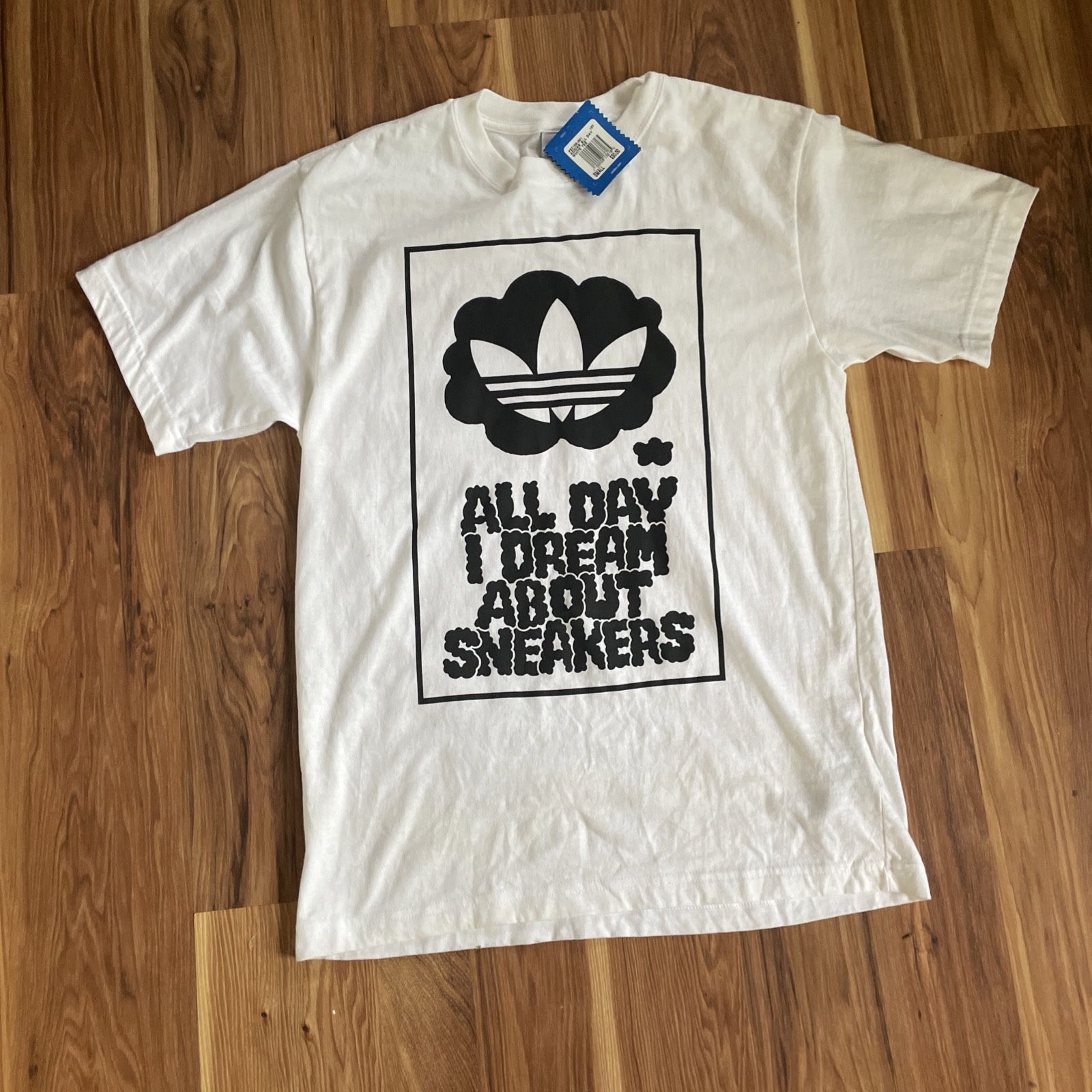 Adidas Tshirt Men’s Small New