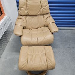 Ekornes Stressless Reno Large Leather Recliner And Ottoman 