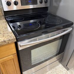 Samsung Stove With Oven
