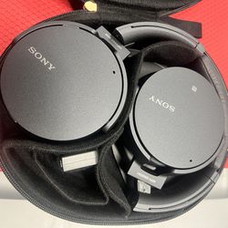 Sony XB950N1 Extra Bass Wireless Noise Canceling Headphones (Black)