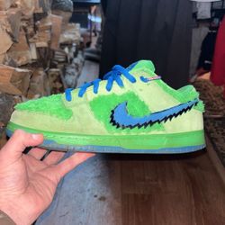 Various shoes sizes 9.5 to 10.5