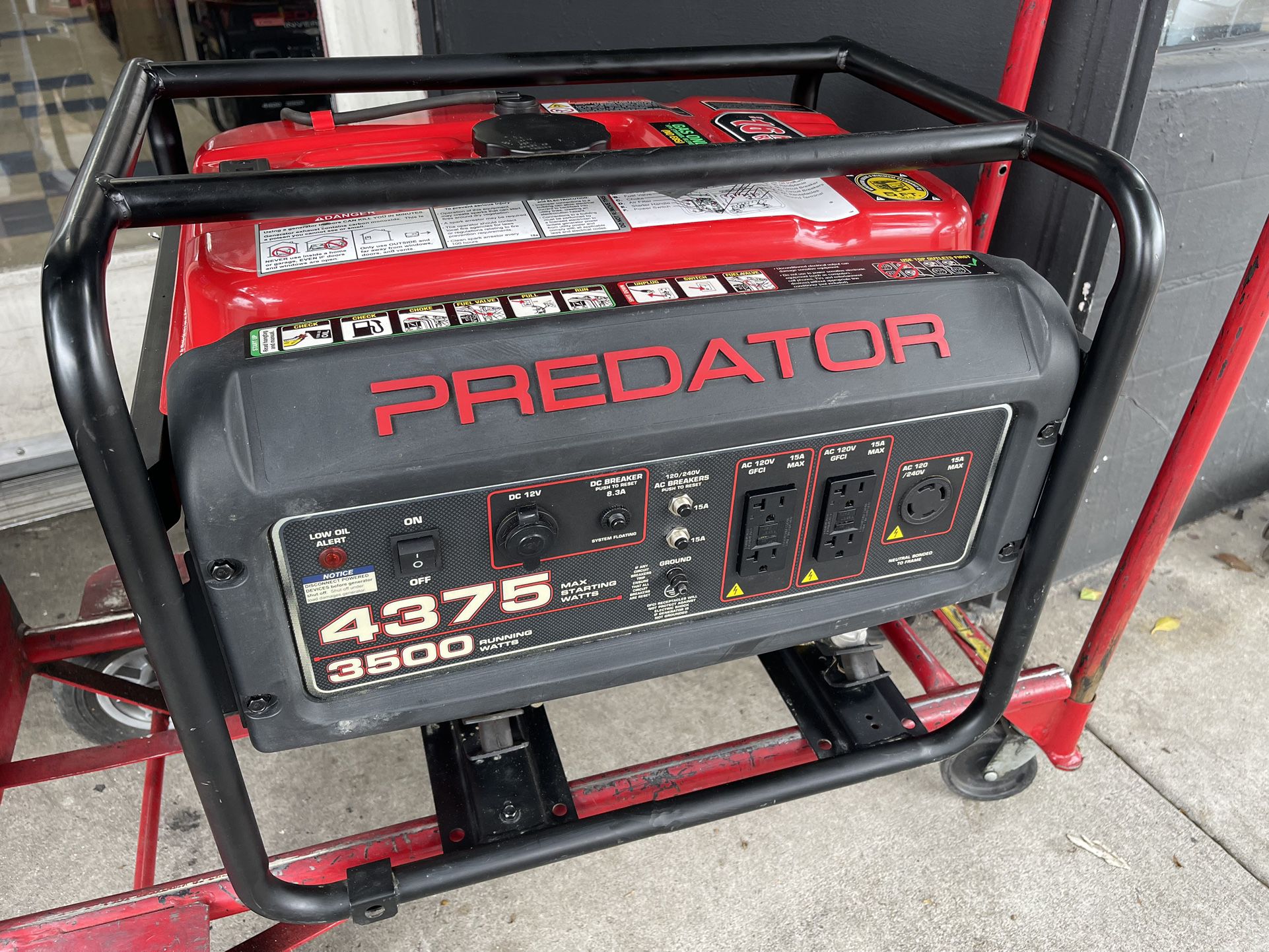 PREDATOR 4375 Watt Gas Powered Portable Generator