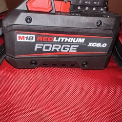 Milwaukee m18 xc8.0 forge battery