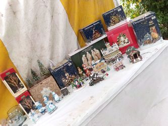 Christmas village items ...