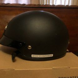 Motorcycle Helmet / HJC Half HELMET