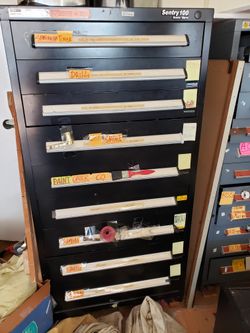Heavy Duty Tools Storage w/ 10 Drawers  