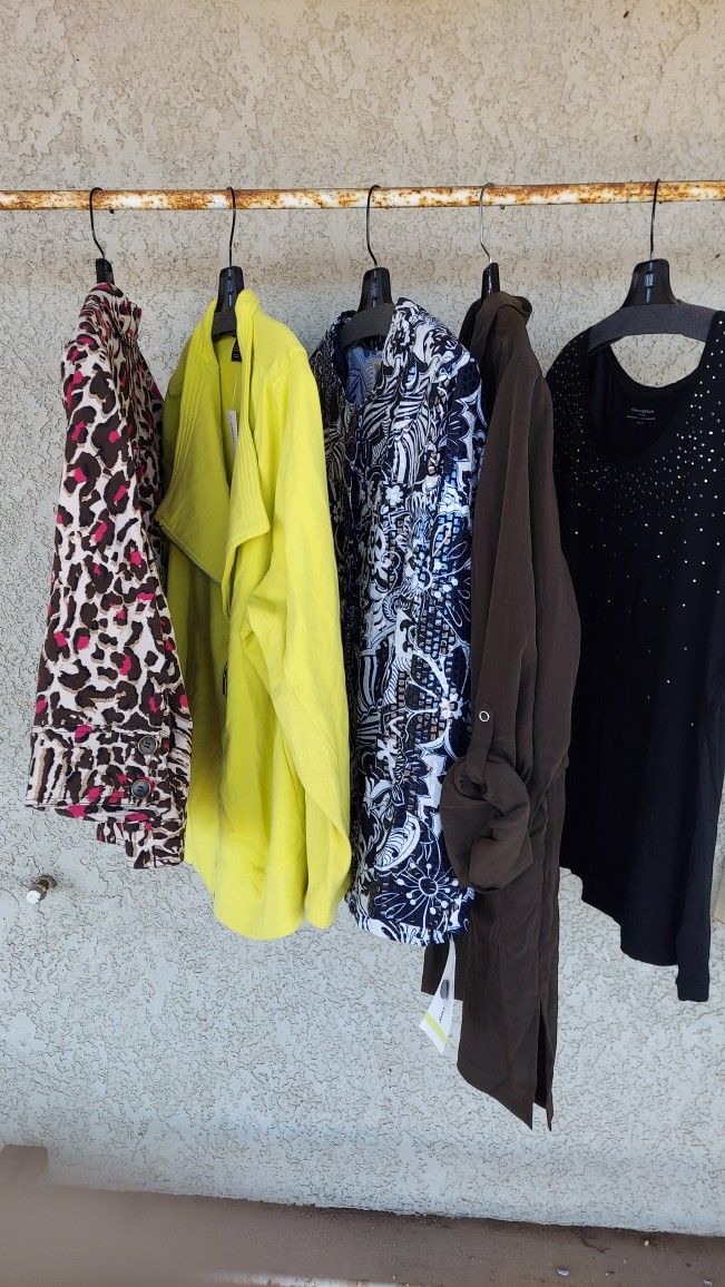 $200 PLUS SIZE CLOTHES  18W 2X 1X GREAT DEAL!