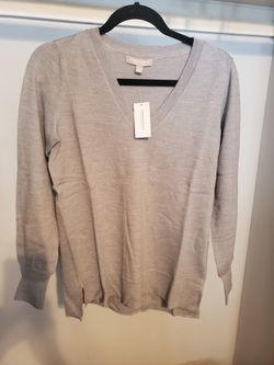 3 Medium Sized Banana Republic V Neck Merino Sweaters