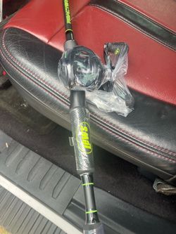 Lew’s Reactor Speed Stick Baitcaster