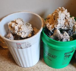 Dry coral rocks all sizes