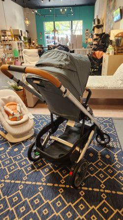 2025 Uppababy Cruz V3 Stroller Callum for sale. New out of box.