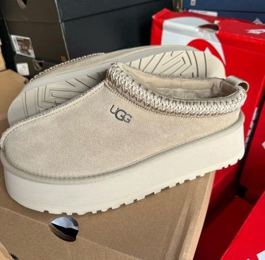 UGG Tasman (Color: Mustard
Seed)