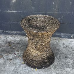 Free wicker Outsideside Side-Table 