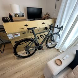 2025 Canyon Aeroad CF SLX 7 AXS Road Bike