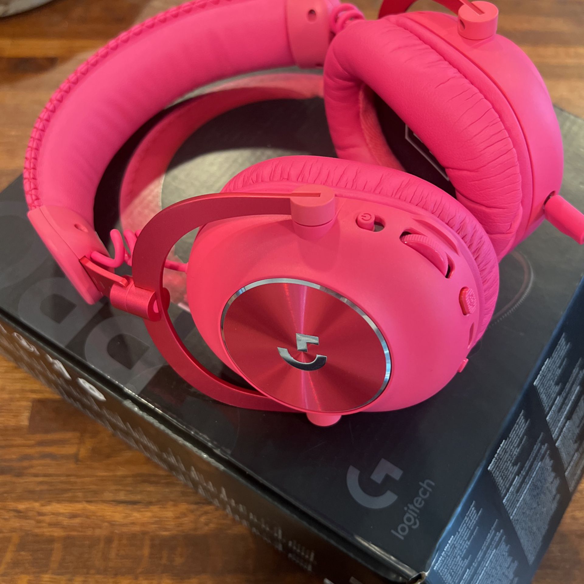 Logitech Pro X 2 Lightspeed Wireless Headphones Pink 