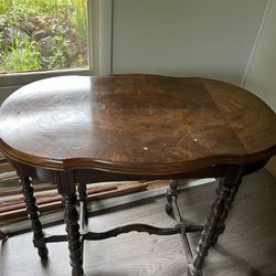 Table Antique 