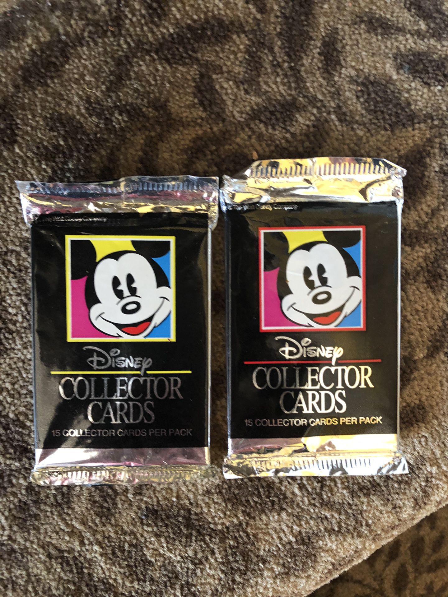 Collectible unopened Disney cards (2pks)
