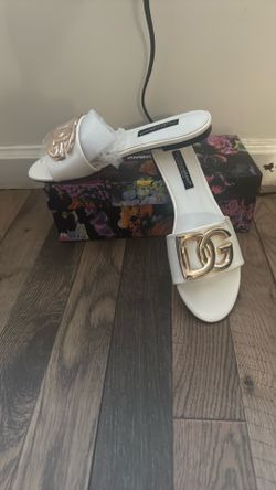 Woman’s Sandals DG