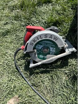 Iso: dewalt flextvolt batteries new or used. 6ah or bigger