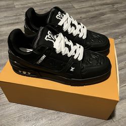 Black/white Trainers 