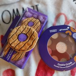 EYESHADOWS & HEAD BAND