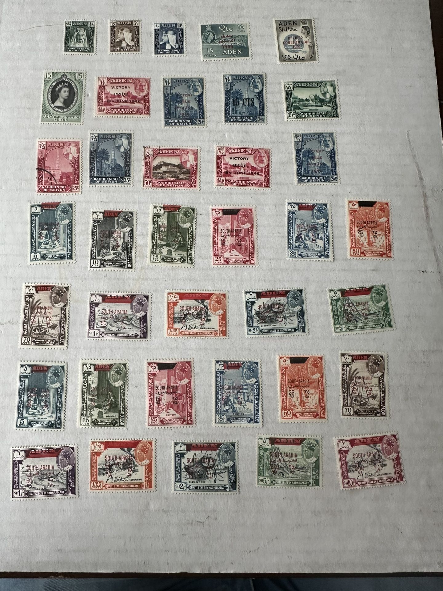 South Arabia Collection Of 37 Stamps Mint Hinge