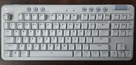 G715 Wireless Keyboard used one time