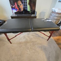 Heated Massage Table With Accessories 