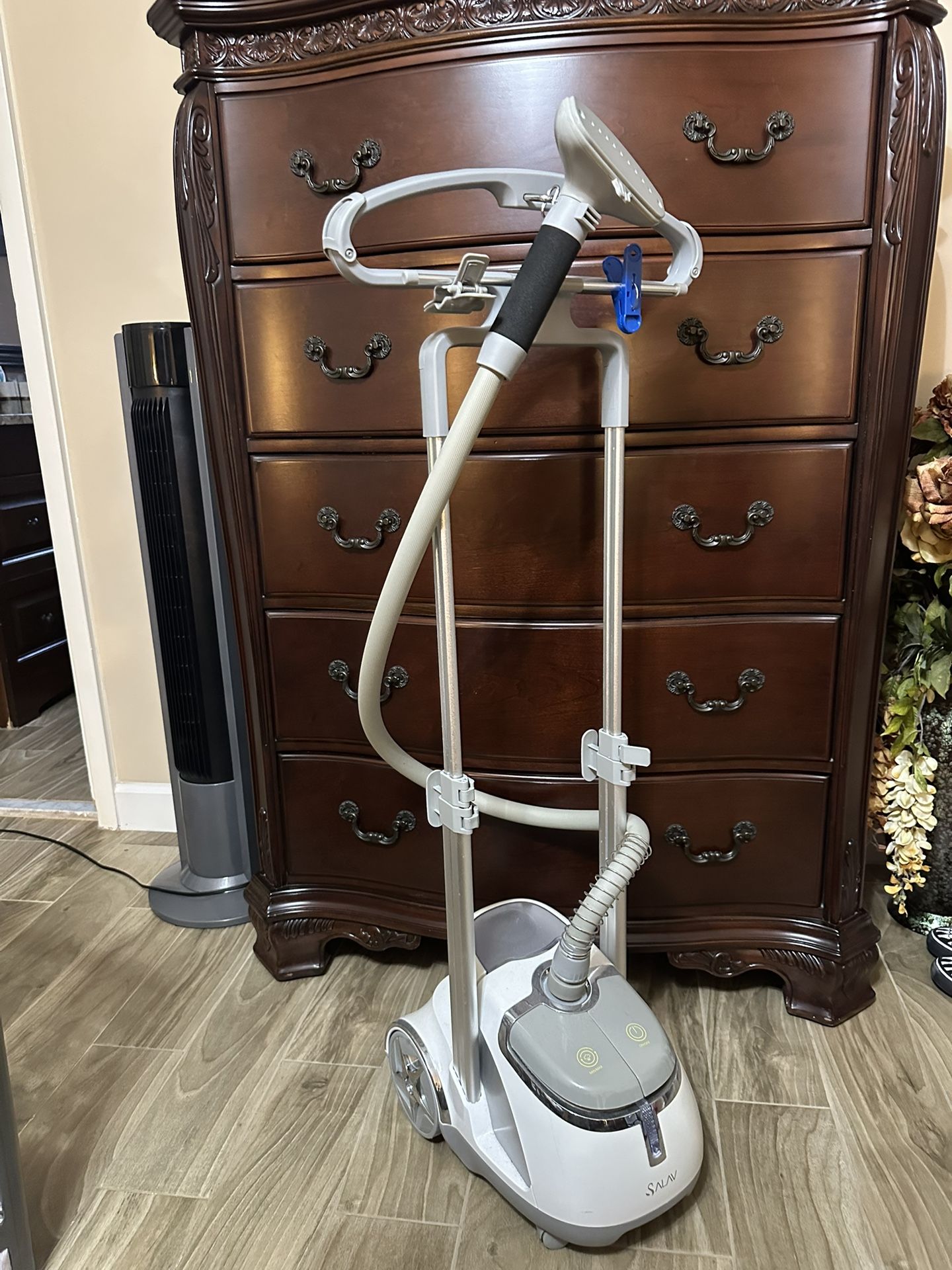 Clothes Steamer