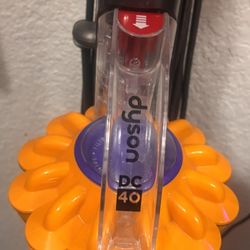 Dyson DC40 Vacuum Cleaner