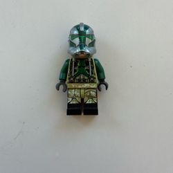 Commander Gree Mini-figure 