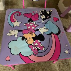 Minnie Mouse Table With One Chair