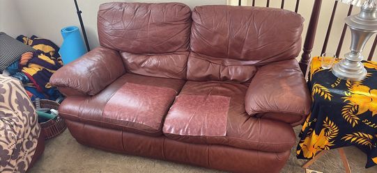 Free Love Seat and Sofa
