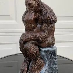 The Bigfoot thinker statue