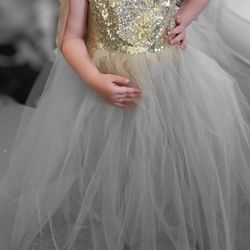 Flower Girl Dress / Make Offer