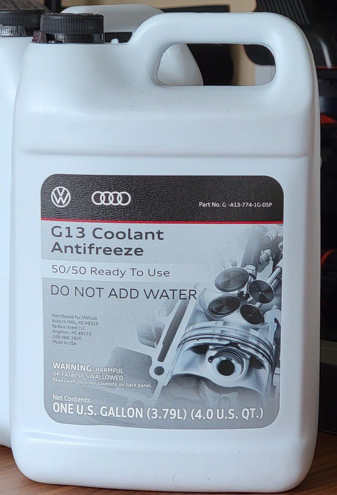 G13 OEM Coolant Antifreeze VW Audi Porche Volkswagen VAG for Sale