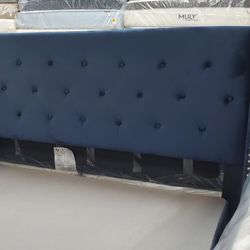 BED FRAME QUEEN SIZE  🚚🚚FREE DELIVERY 🚚🚚