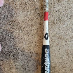 T- BALL BAT DeMarini VOODO BLACK BAT
