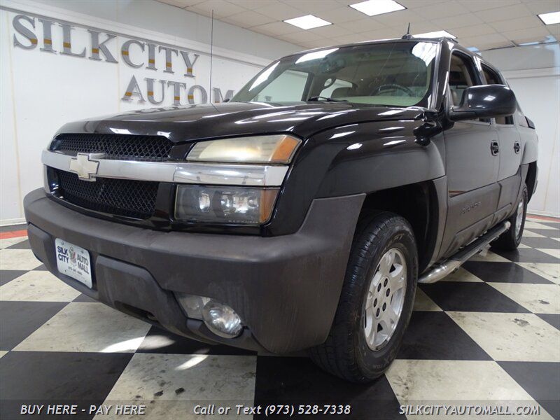 2003 Chevrolet Avalanche 1500 4dr Crew Cab 4x4 Leather Roof