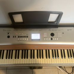 88 Fully Weighted Keys Yamaha Digital Piano + Stand and Pedals